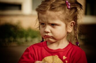 обидчивая девушка