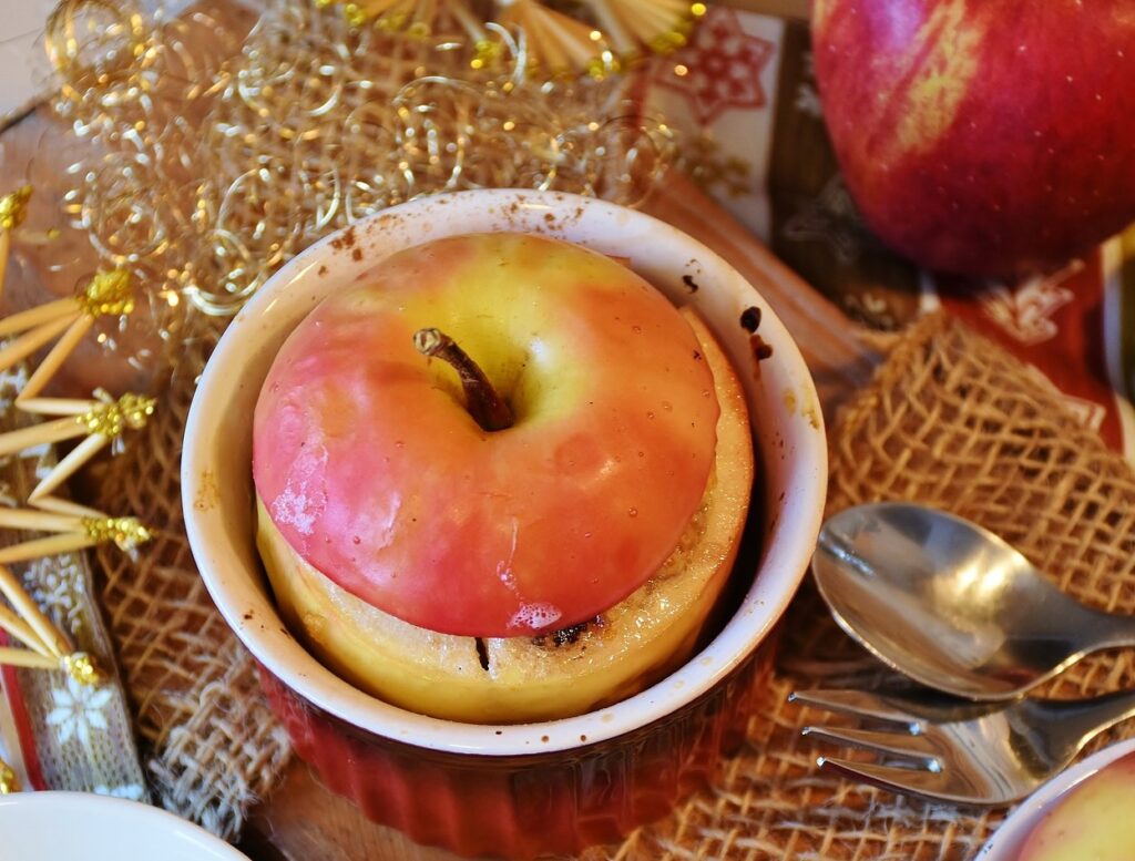 Запеченные яблоки